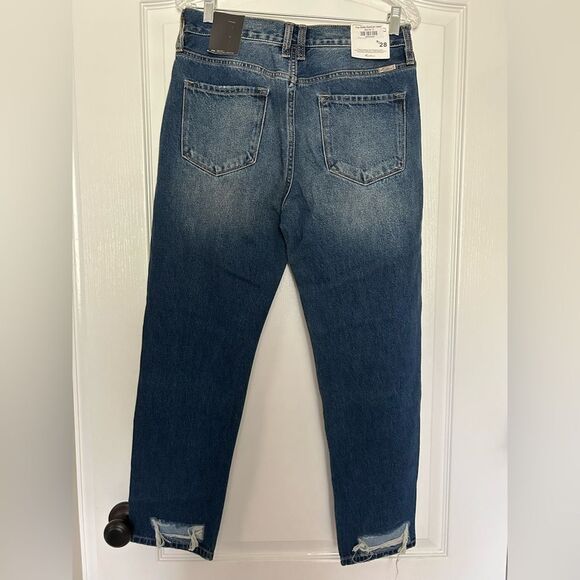 KanCan Women's High Rise Distressed Relaxed Mom Blue Jeans Size 28 New With Tag - Picture 3 of 16